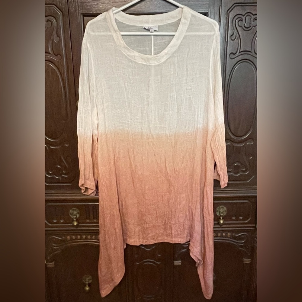 Elegant Ombre Tunic Top